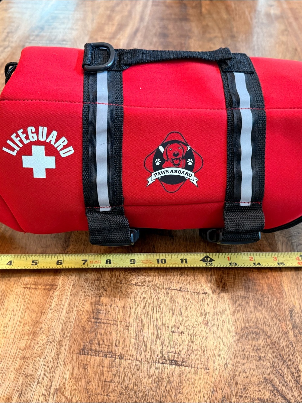 Paws Aboard Red Lifeguard-Style Dog Life Jacket size medium- never used -
